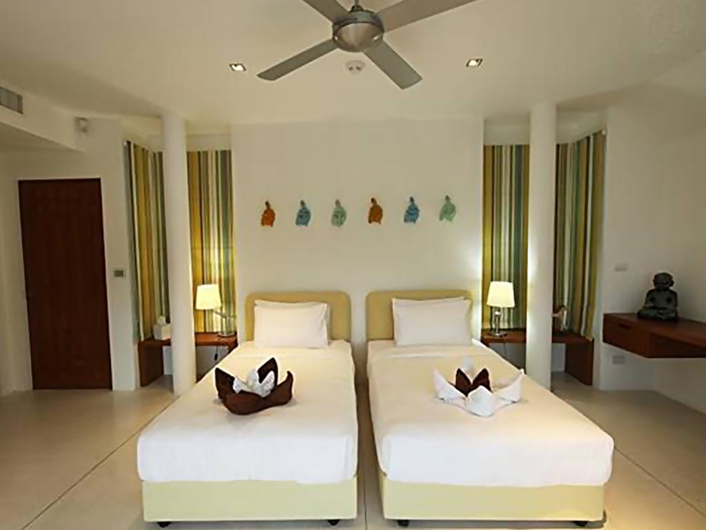 Baan Fhan Talay